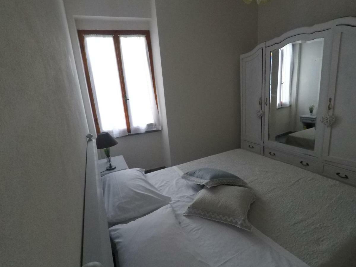 Vila Casa Della Nonna Filo Beverino Exteriér fotografie